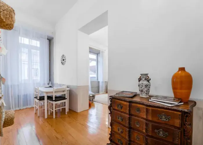 Formosa With Free Parking And Historic Charm! Appartement *